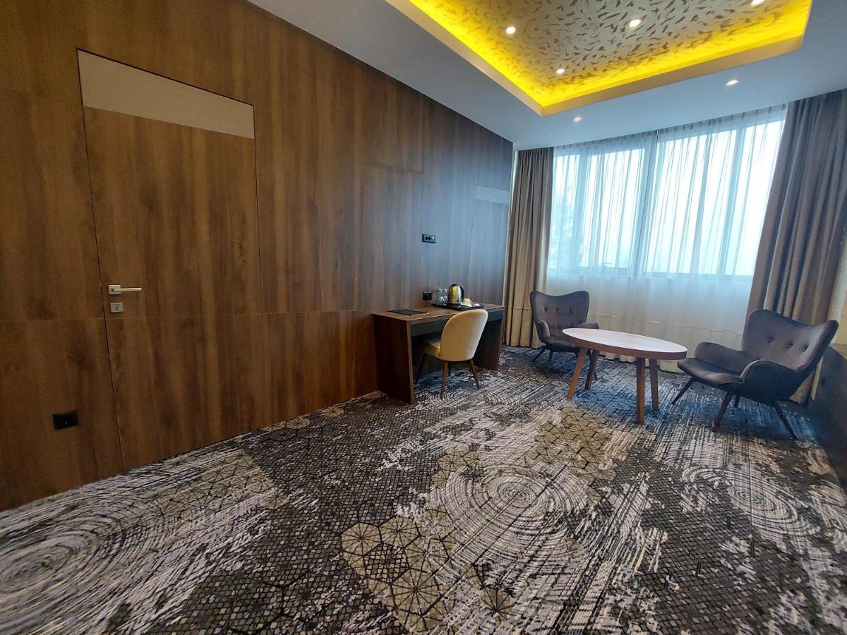 สปา โฮเต็ล เทอร์เม Hotel อิลิดชา ภายนอก รูปภาพ