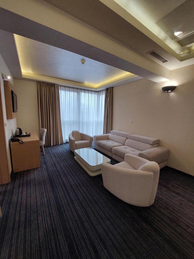 สปา โฮเต็ล เทอร์เม Hotel อิลิดชา ภายนอก รูปภาพ