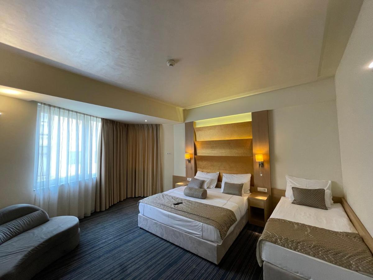 สปา โฮเต็ล เทอร์เม Hotel อิลิดชา ภายนอก รูปภาพ