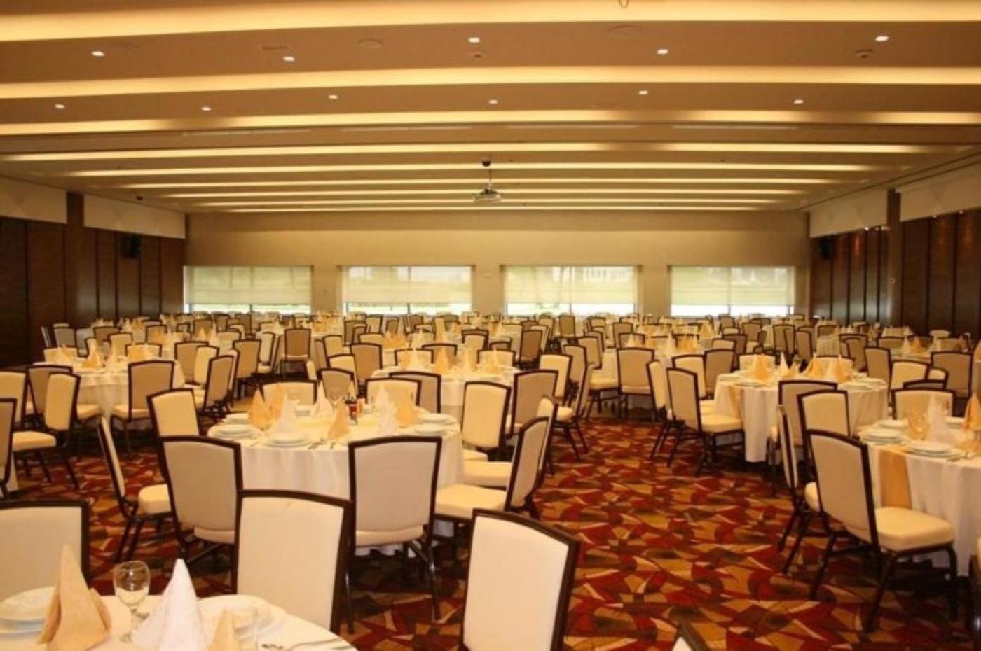 สปา โฮเต็ล เทอร์เม Hotel อิลิดชา ภายนอก รูปภาพ